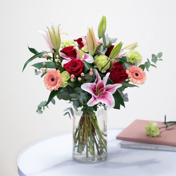 Seychelles, Ramo de rosas con liliums