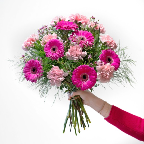 Ramo de Gerberas y flores mixtas en tonos rosas