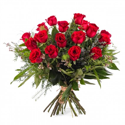 Pasión, 18 Rosas Rojas de Tallo Largo
