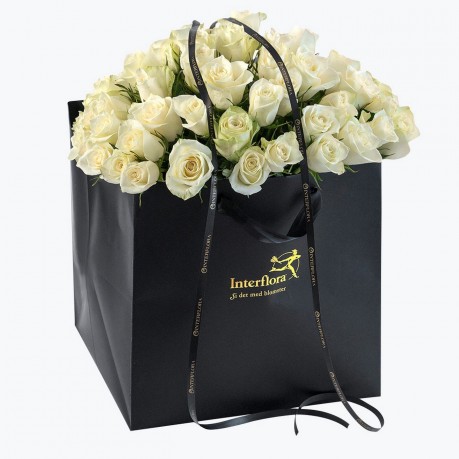 White Roses in a giftbag, White Roses in a giftbag