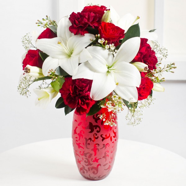 Romantic Bouquet in Red and White Colours, LV#EE344
Romantic Bouquet in Red and White Colours