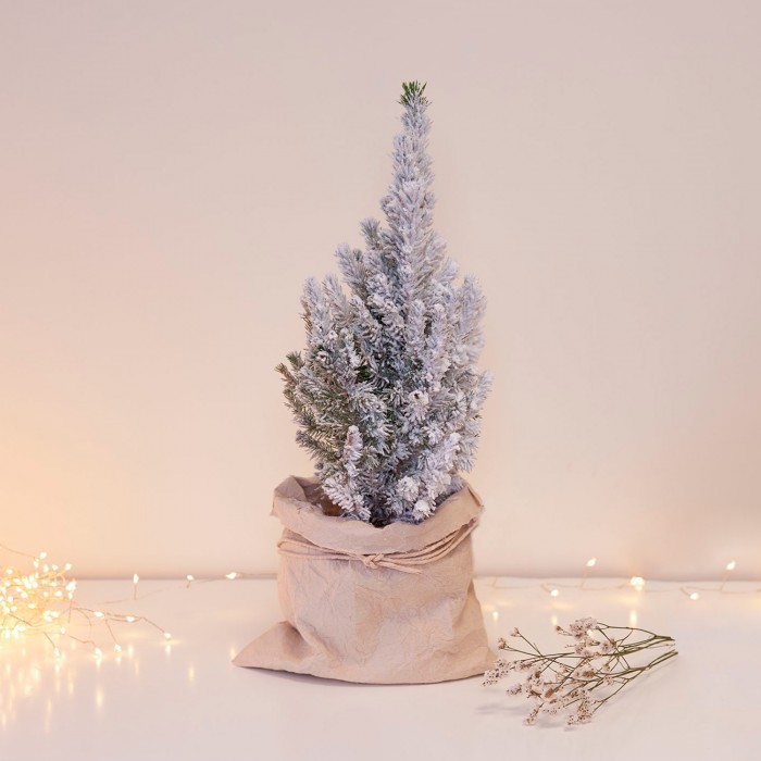 Arbolito de Navidad nevado, Ideal para decorar sin demasiado espacio
